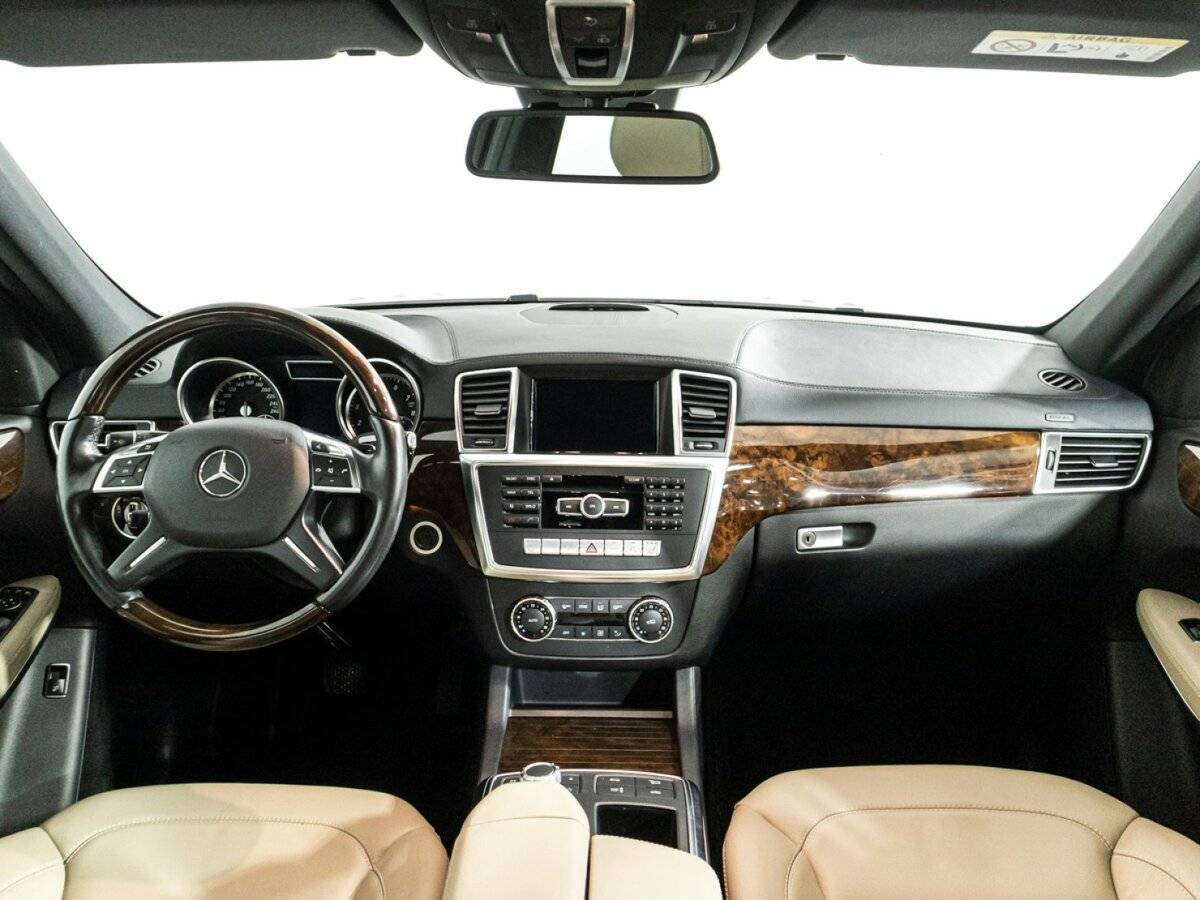 Mercedes-Benz GL-Класс с пробегом — 2014 год. Фото: #12