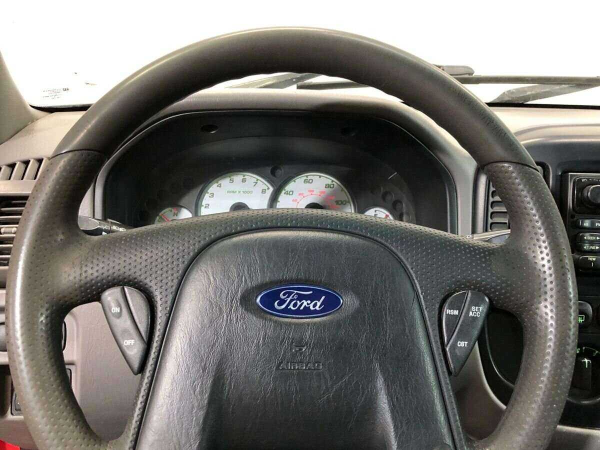 Ford Escape с пробегом — 2000 год. Фото: #11