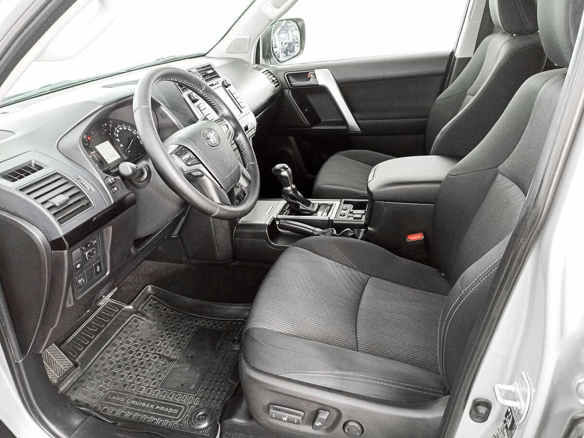 Toyota Land Cruiser Prado с пробегом — 2018 год. Фото: #15