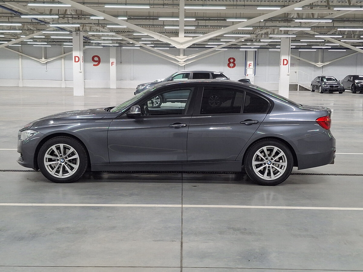 BMW 3 серии с пробегом — 2018 год. Фото: #7