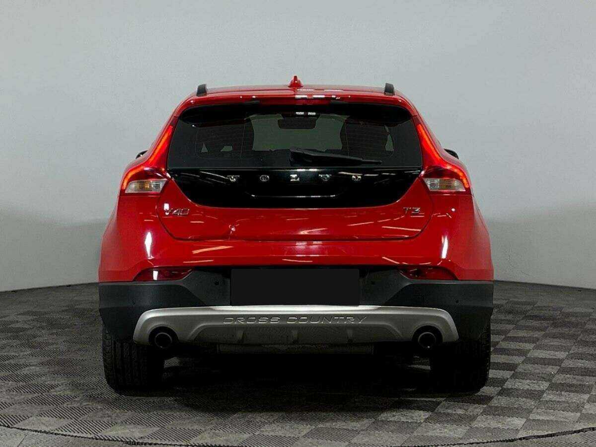 Volvo V40 Cross Country с пробегом — 2018 год. Фото: #5