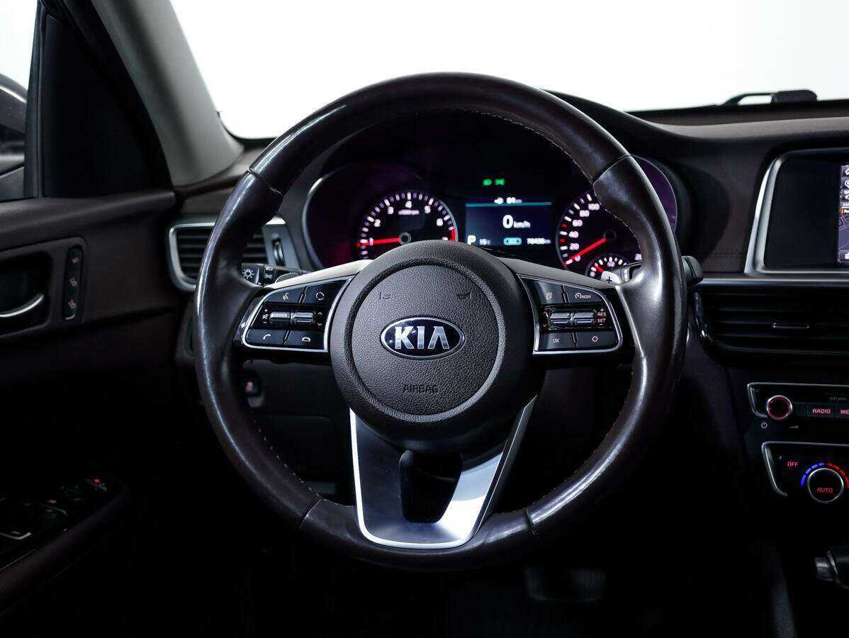 Kia Optima с пробегом — 2018 год. Фото: #9