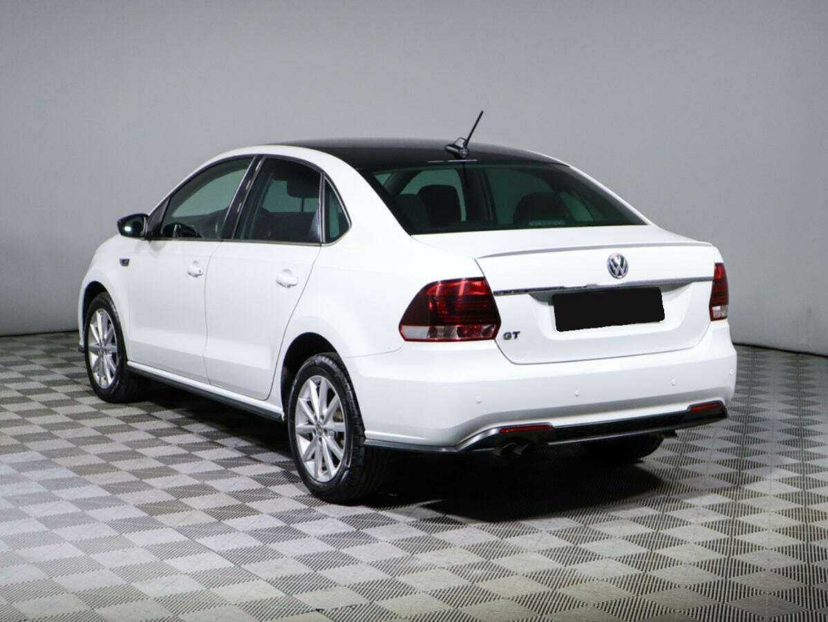 Volkswagen Polo с пробегом — 2017 год. Фото: #6