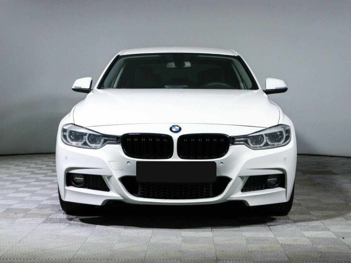 BMW 3 серии с пробегом — 2016 год. Фото: #1