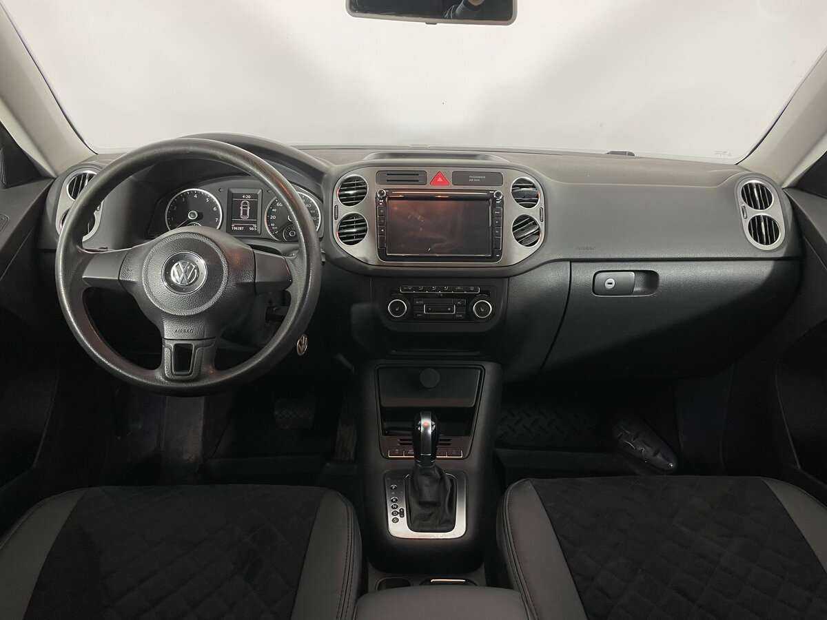 Volkswagen Tiguan с пробегом — 2010 год. Фото: #7