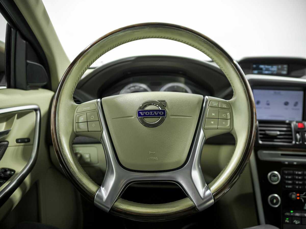 Volvo XC60 с пробегом — 2010 год. Фото: #7