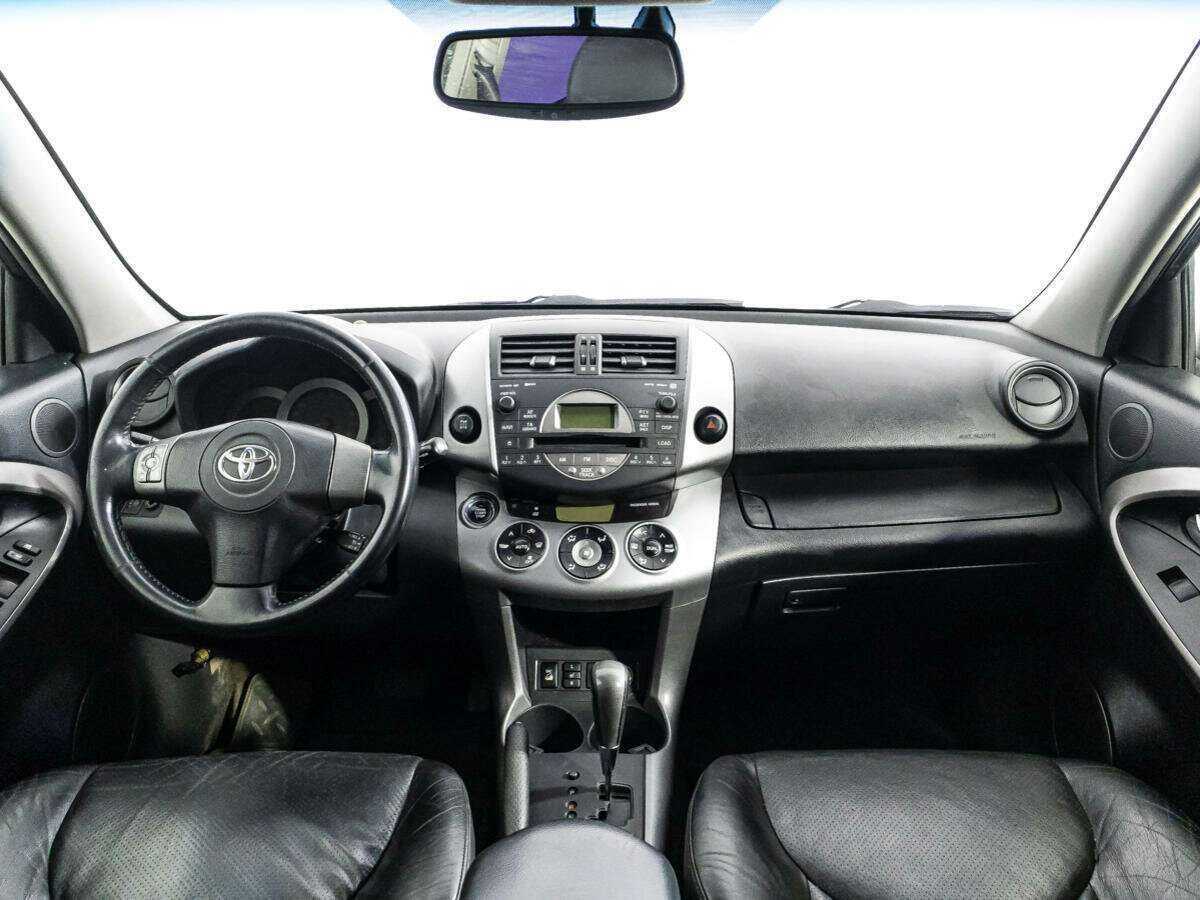 Toyota RAV4 с пробегом — 2007 год. Фото: #11