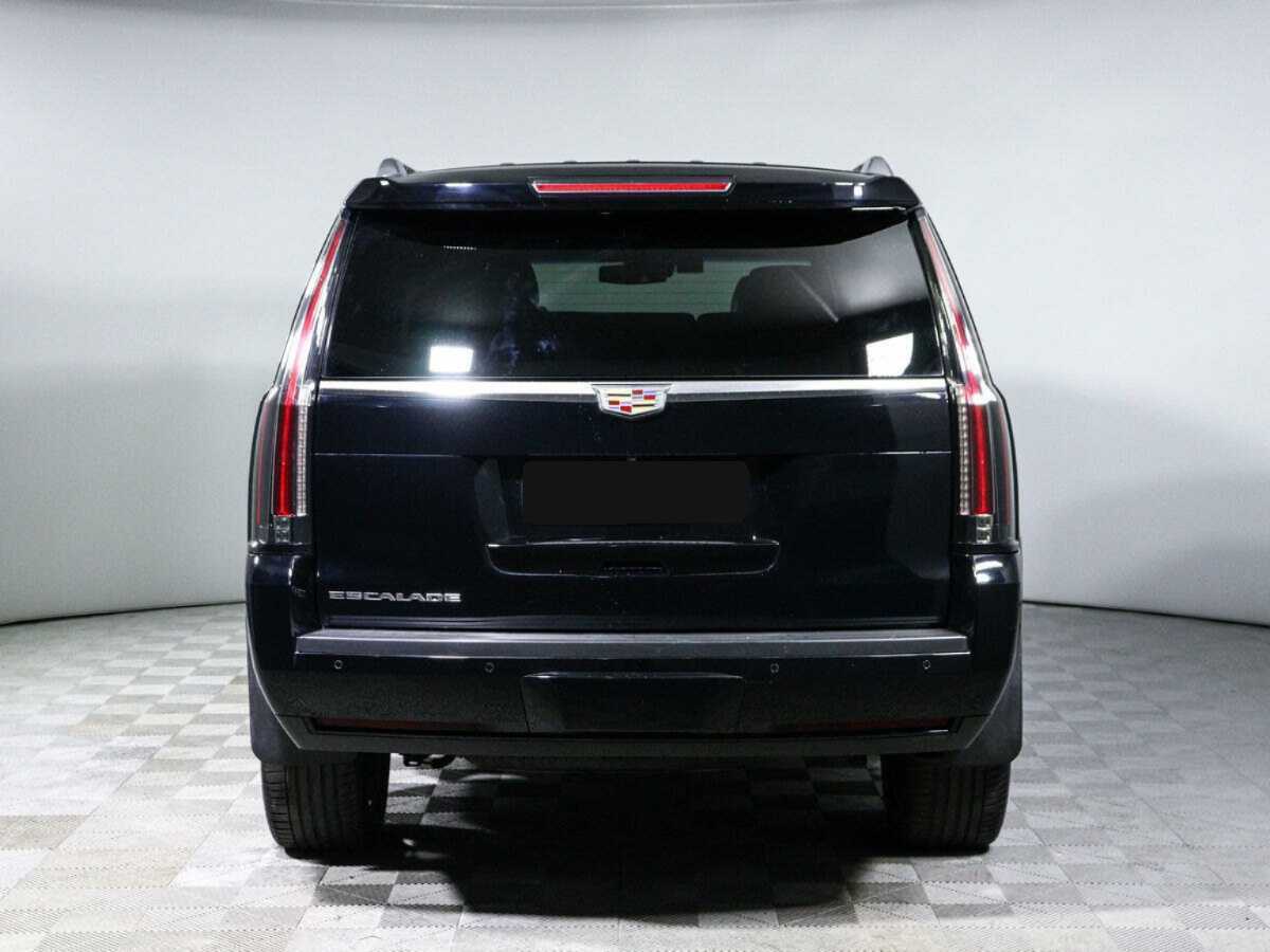 Cadillac Escalade с пробегом — 2016 год. Фото: #5