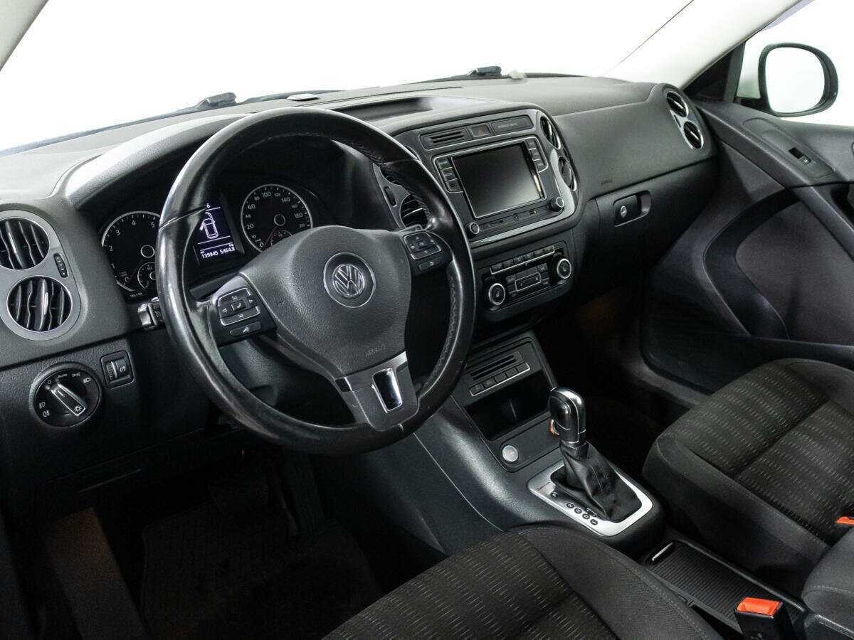 Volkswagen Tiguan с пробегом — 2013 год. Фото: #10