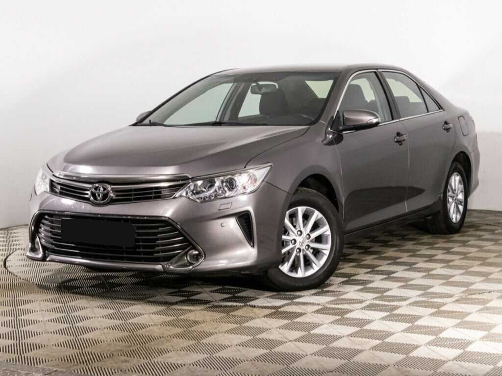 Toyota Camry с пробегом — 2015 год. Посмотреть фото