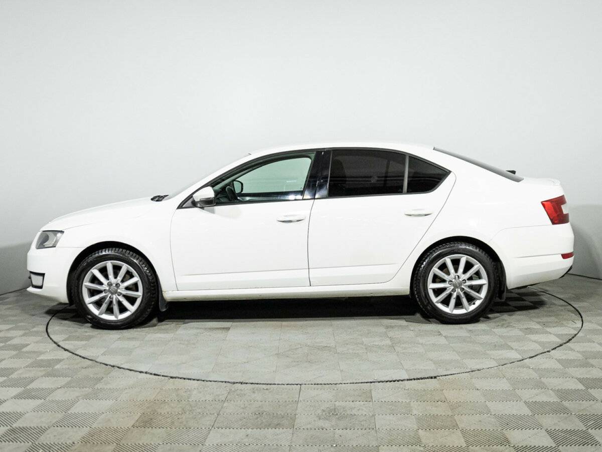 Skoda Octavia с пробегом — 2014 год. Фото: #6