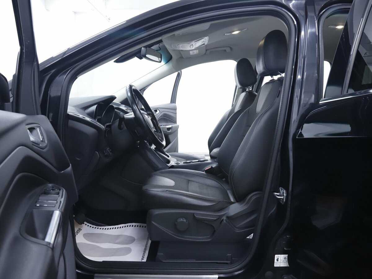 Ford Kuga с пробегом — 2015 год. Фото: #6