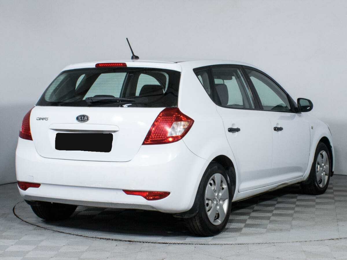 Kia Ceed с пробегом — 2010 год. Фото: #4
