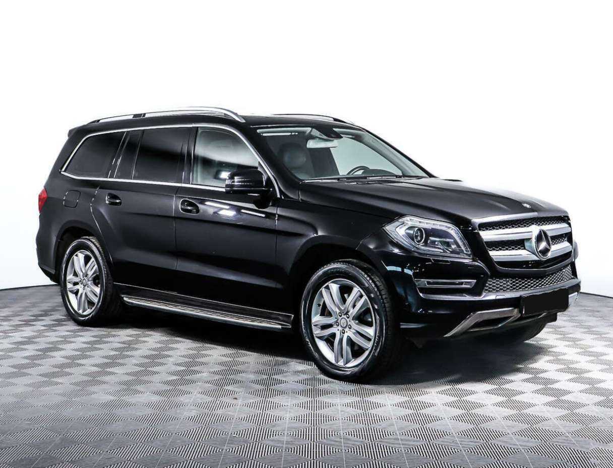 Mercedes-Benz GL-Класс с пробегом — 2013 год. Фото: #2