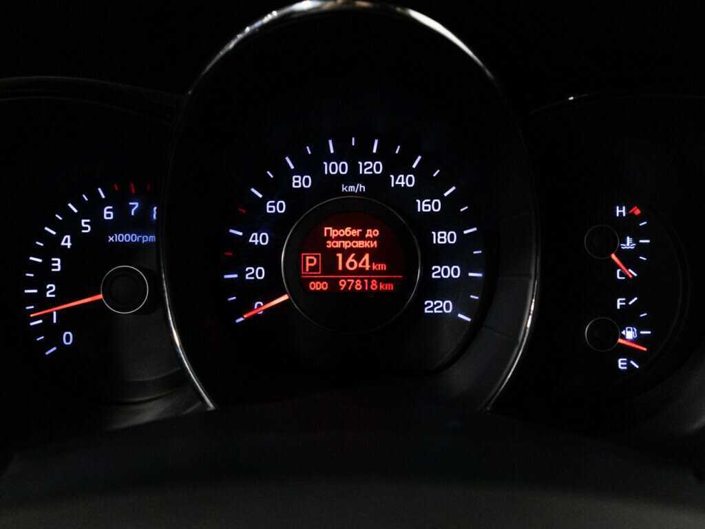 Kia Rio с пробегом — 2011 год. Фото: #11