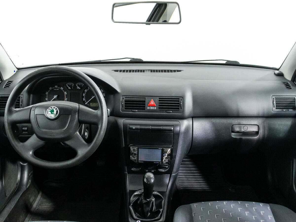 Skoda Octavia с пробегом — 2010 год. Фото: #12