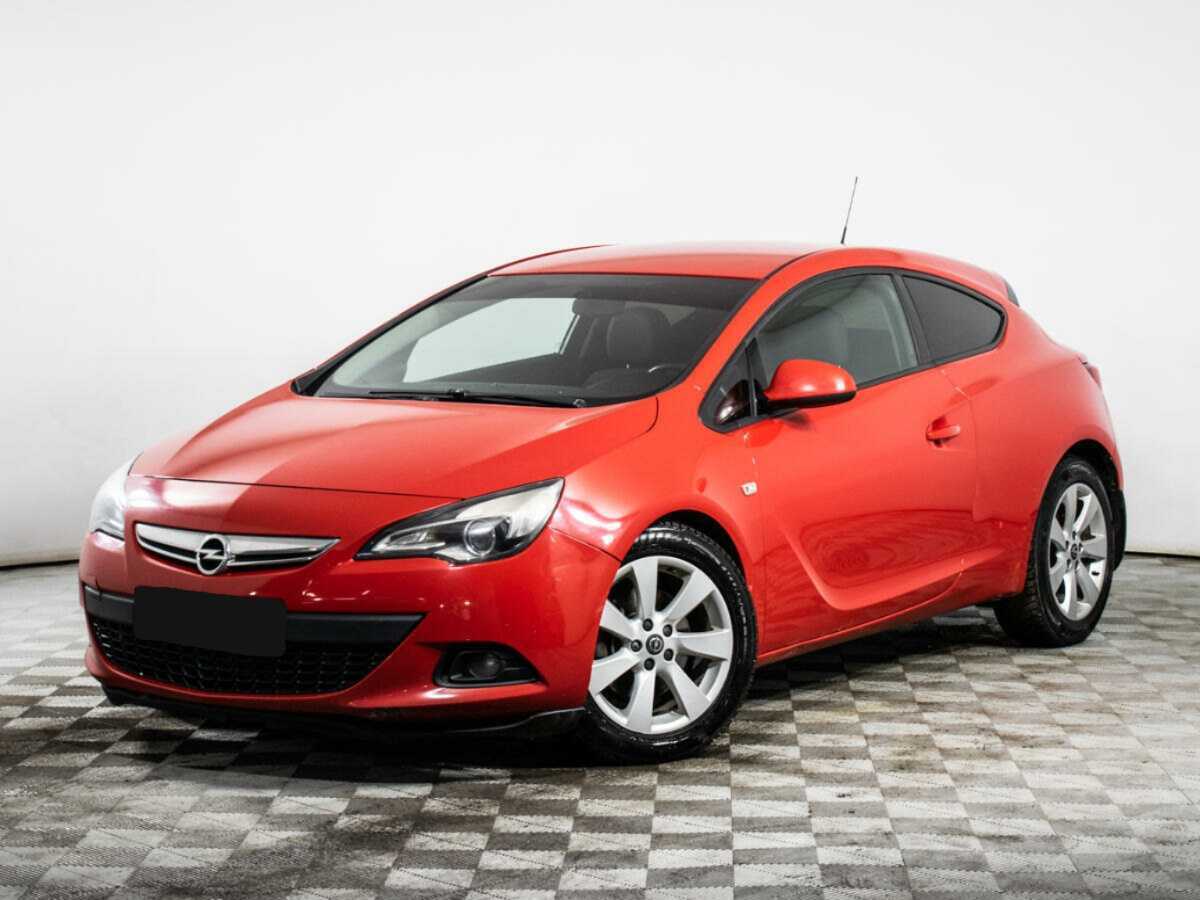 Opel Astra с пробегом — 2013 год. Фото: #0