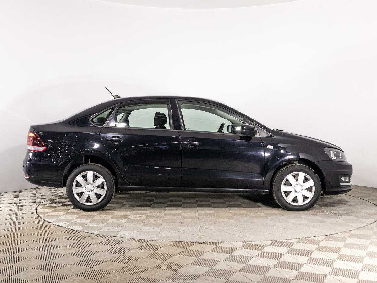 Volkswagen Polo с пробегом — 2019 год. Фото: #3