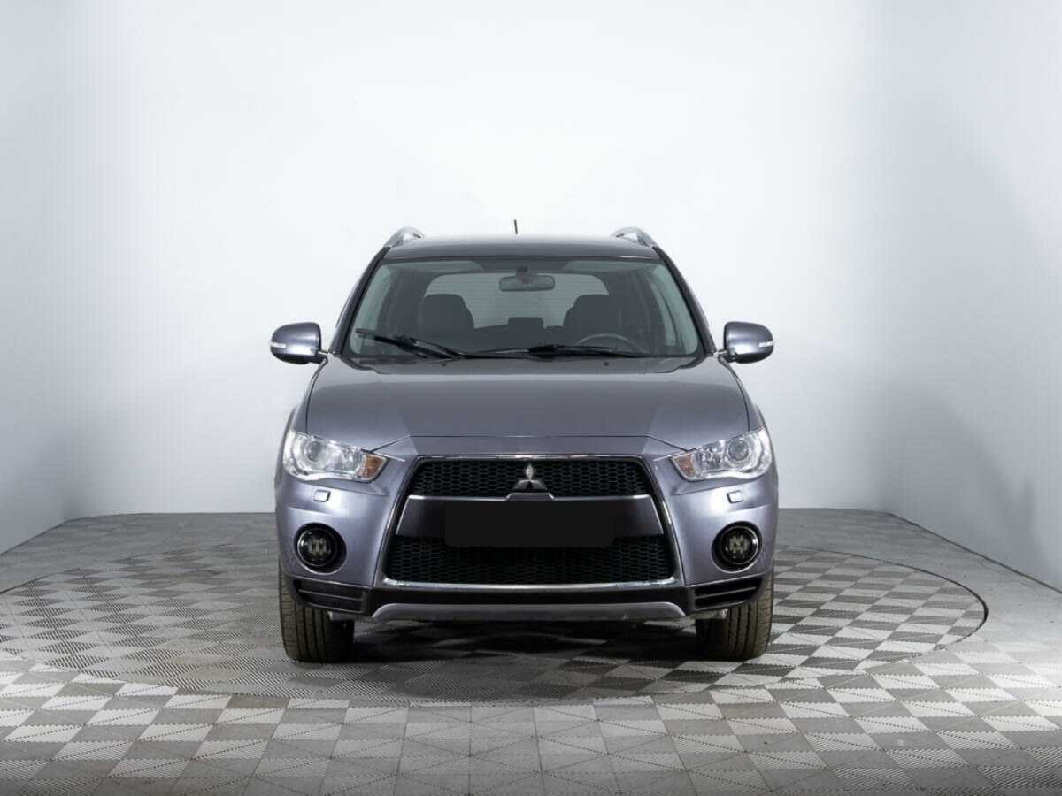 Mitsubishi Outlander с пробегом — 2010 год. Фото: #1