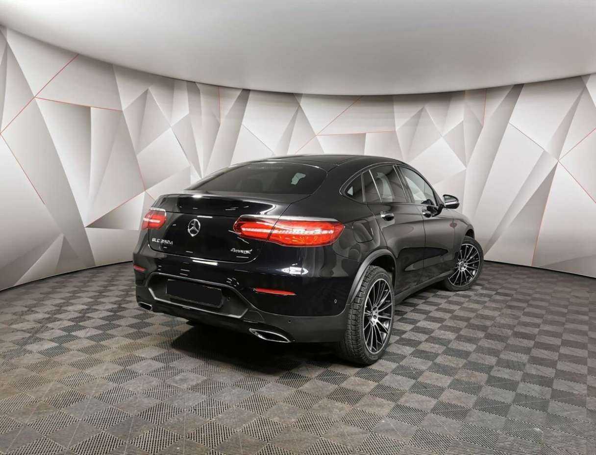 Mercedes-Benz GLC Coupe с пробегом — 2018 год. Фото: #1