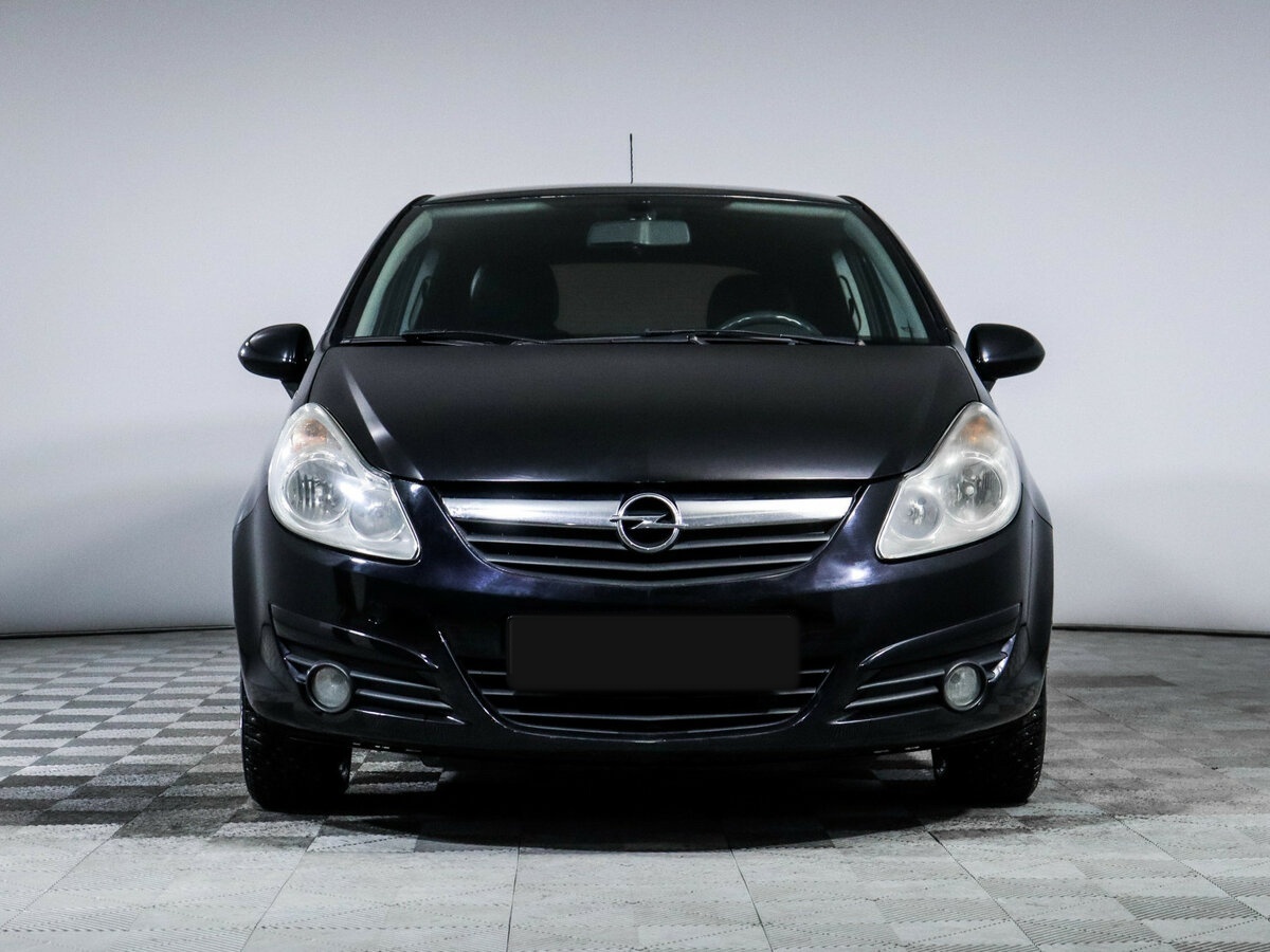 Opel Corsa с пробегом — 2010 год. Фото: #1