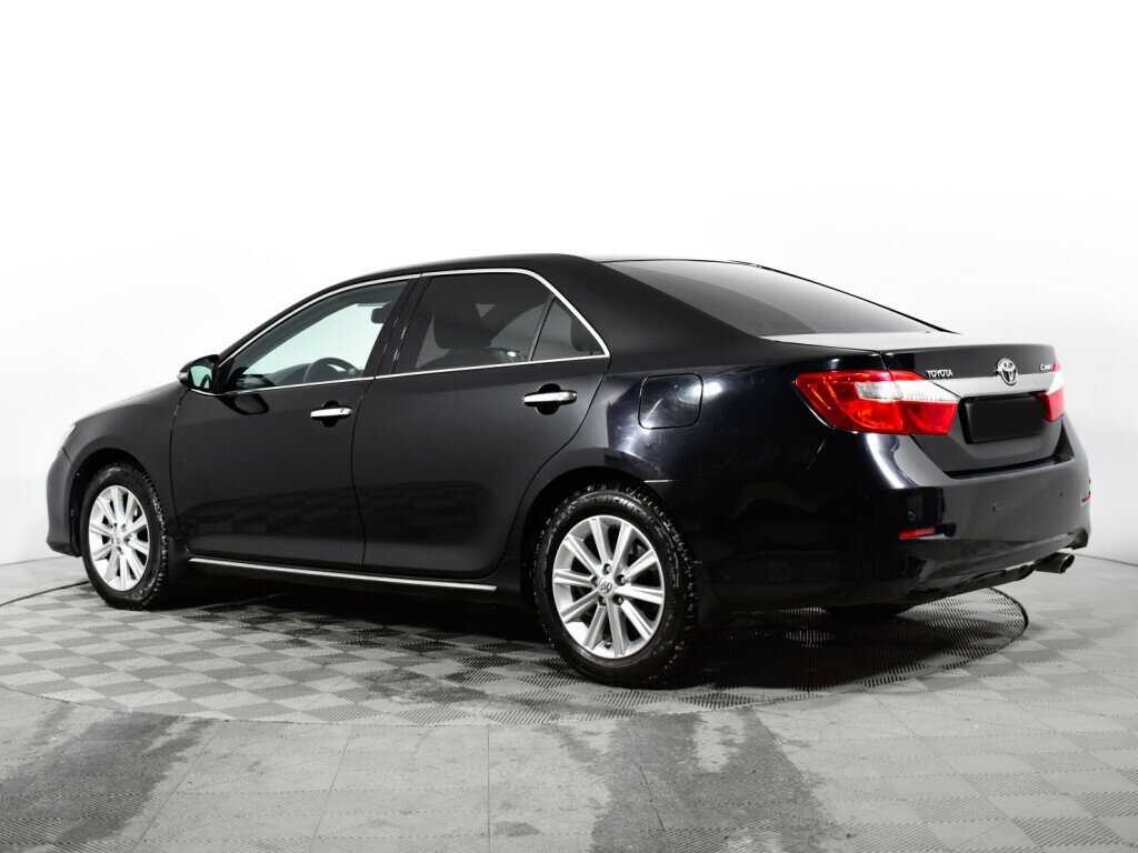 Toyota Camry с пробегом — 2014 год. Фото: #6