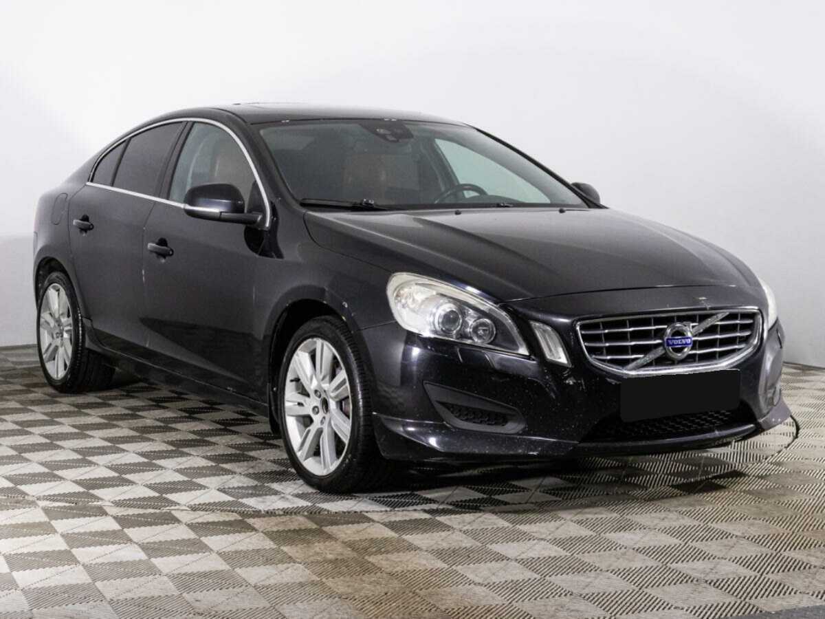 Volvo S60 с пробегом — 2012 год. Фото: #2