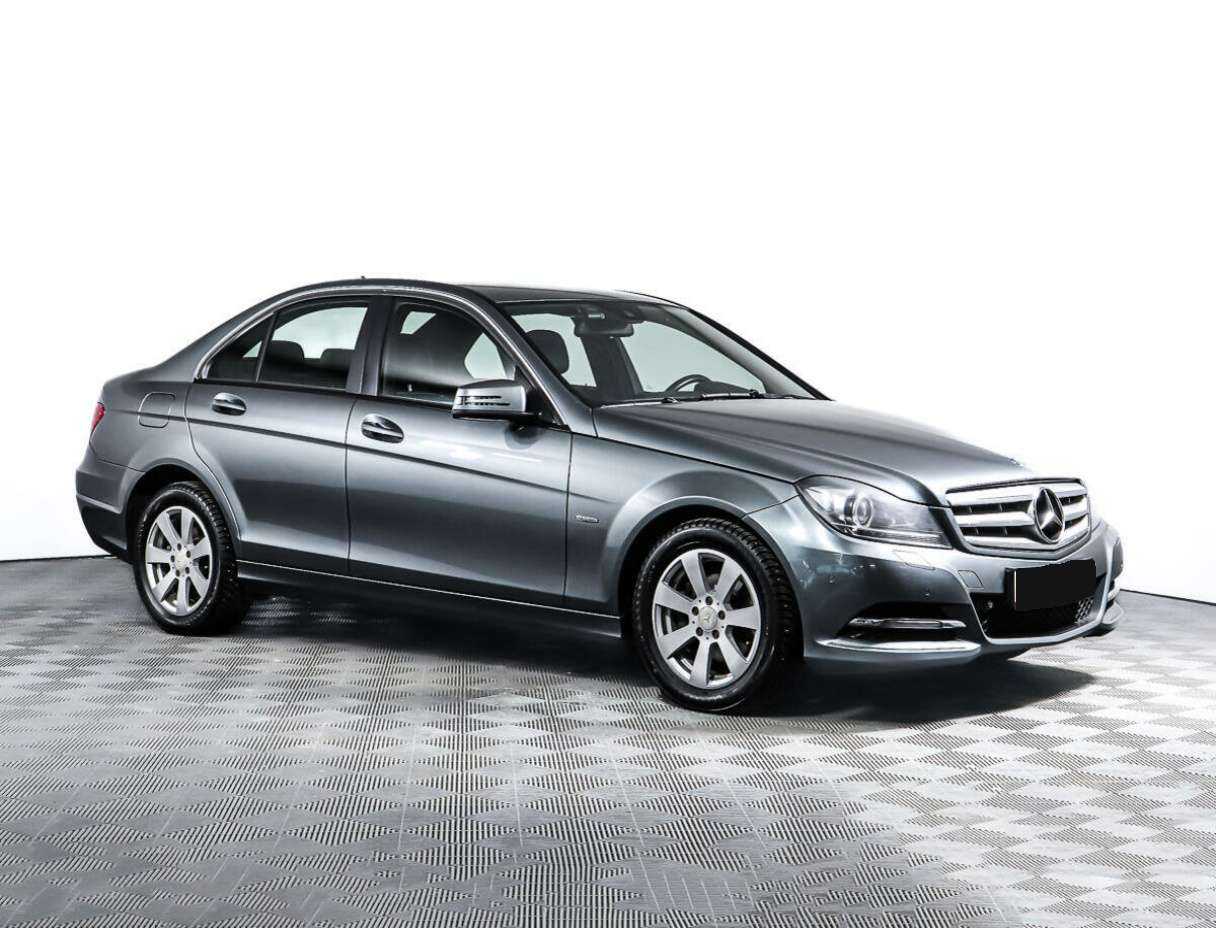 Mercedes-Benz C-Класс с пробегом — 2011 год. Фото: #2