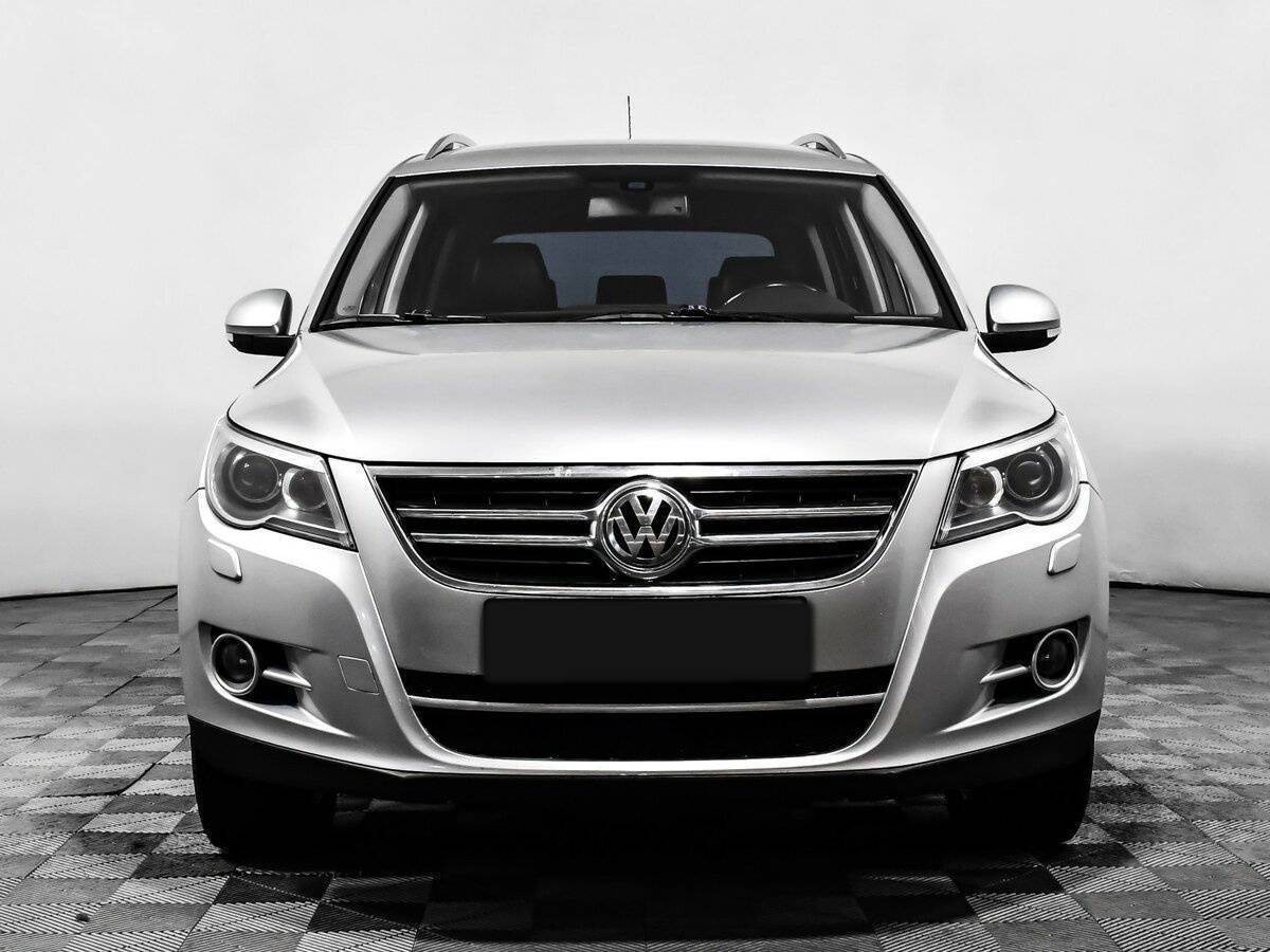 Volkswagen Tiguan с пробегом — 2009 год. Фото: #1