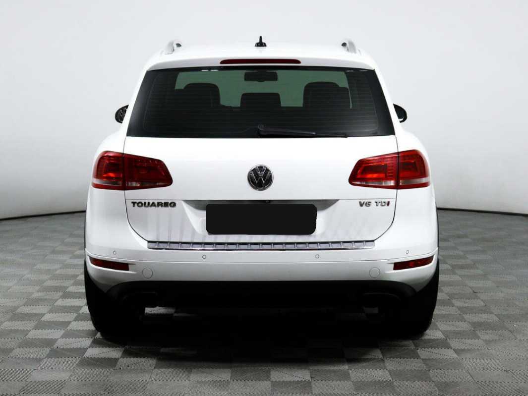 Volkswagen Touareg с пробегом — 2012 год. Фото: #5