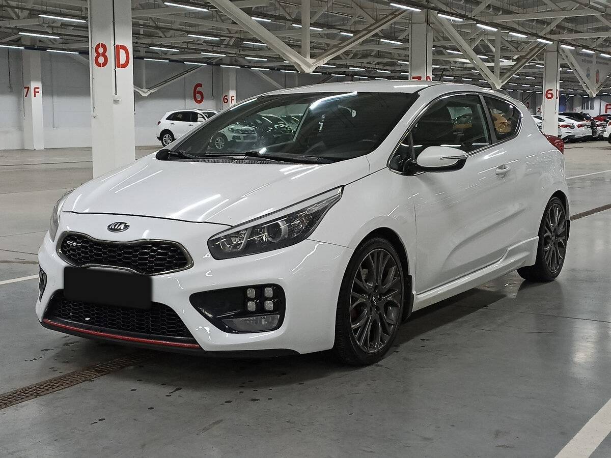 Kia Ceed GT с пробегом — 2014 год. Фото: #0