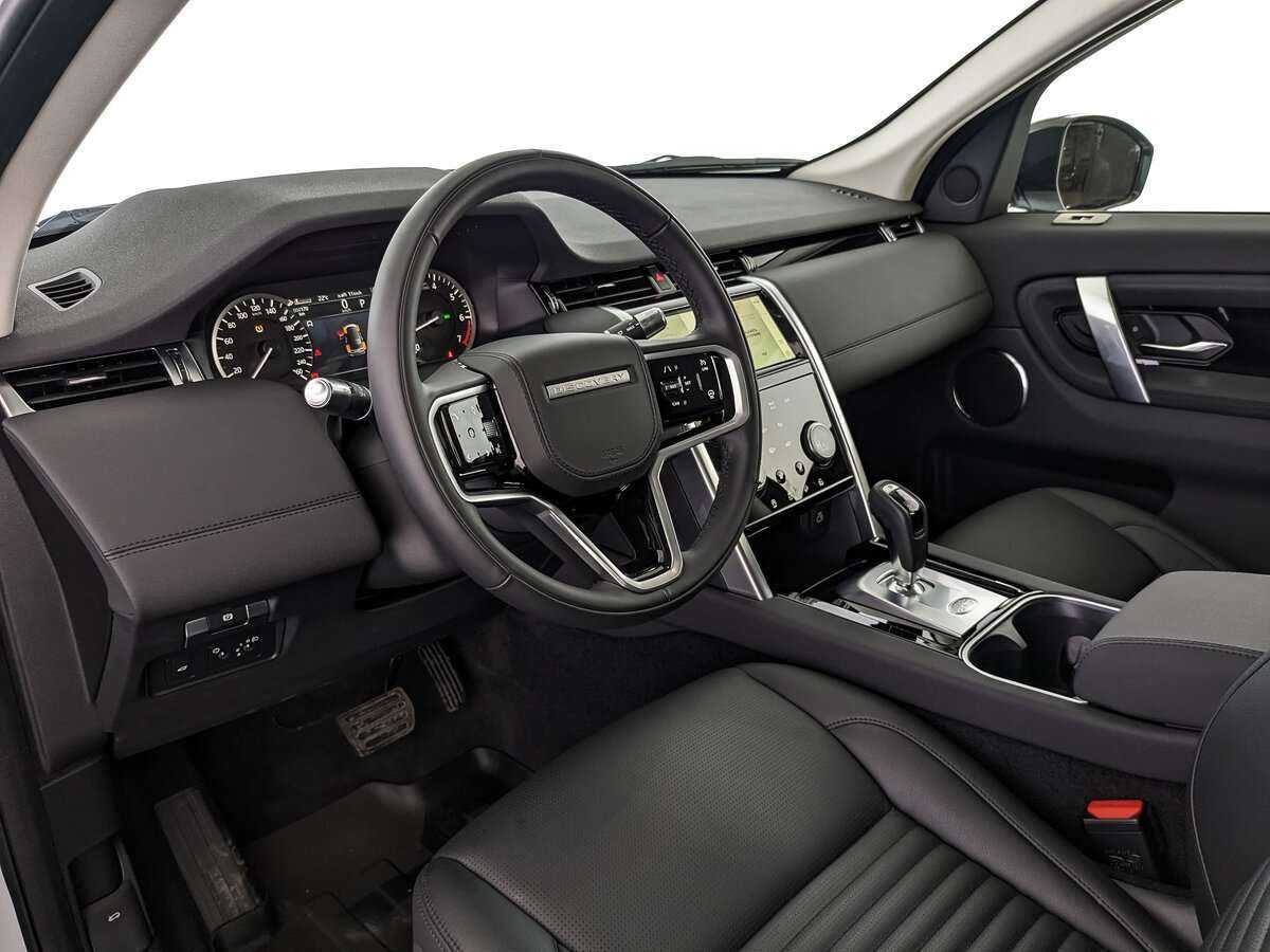 Land Rover Discovery Sport с пробегом — 2022 год. Фото: #10