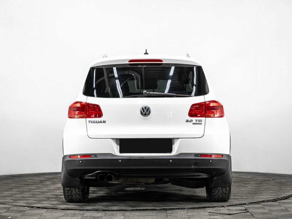 Volkswagen Tiguan с пробегом — 2011 год. Фото: #4