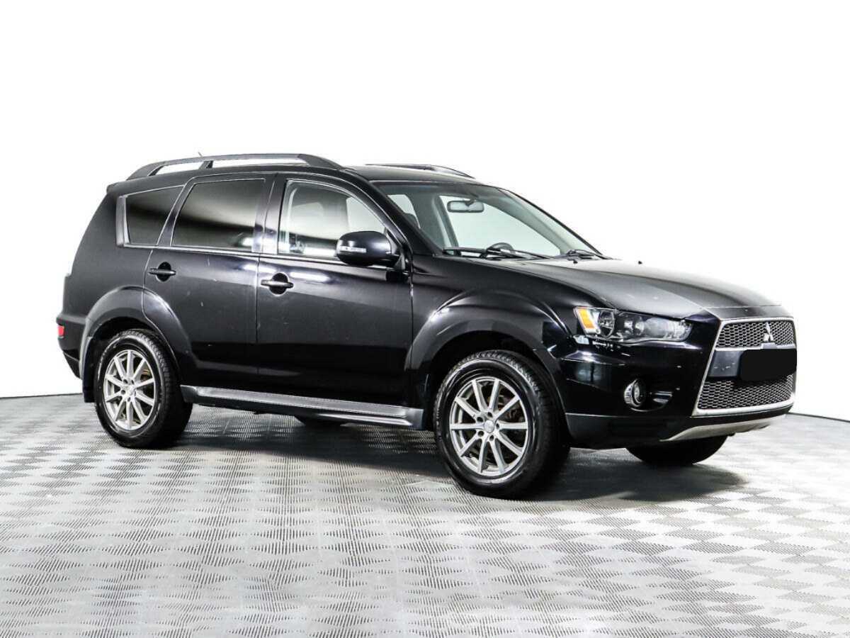 Mitsubishi Outlander с пробегом — 2011 год. Фото: #1