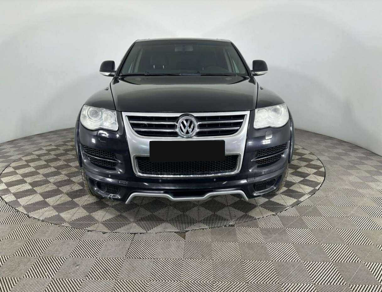 Volkswagen Touareg с пробегом — 2008 год. Фото: #0
