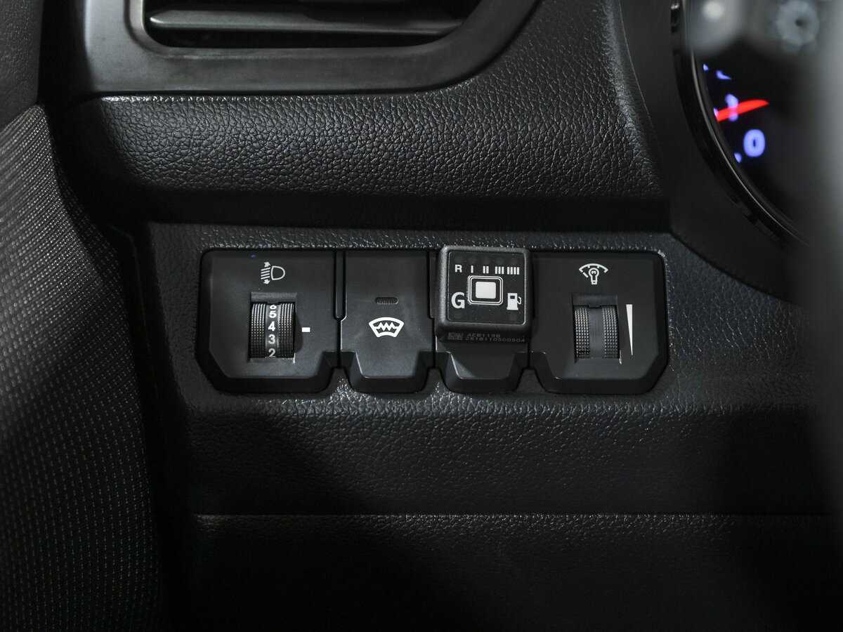 Kia Rio с пробегом — 2012 год. Фото: #10