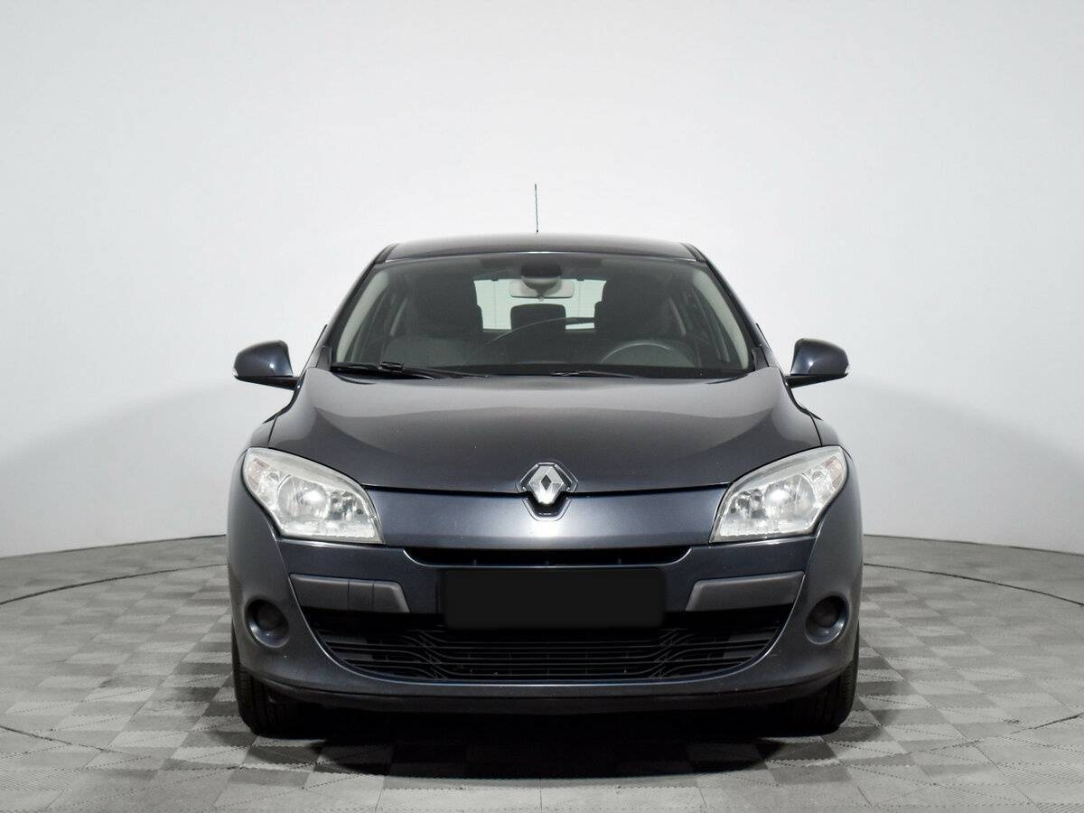 Renault Megane с пробегом — 2010 год. Фото: #1