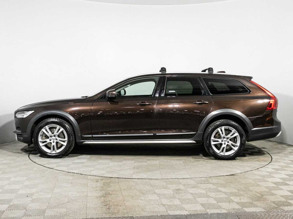 Volvo V90 Cross Country с пробегом — 2019 год. Фото: #7