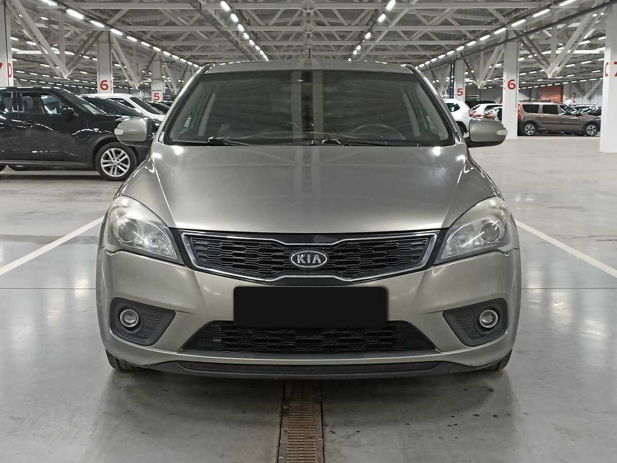 Kia Ceed с пробегом — 2011 год. Фото: #1