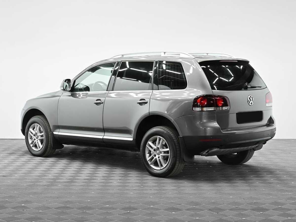 Volkswagen Touareg с пробегом — 2010 год. Фото: #2