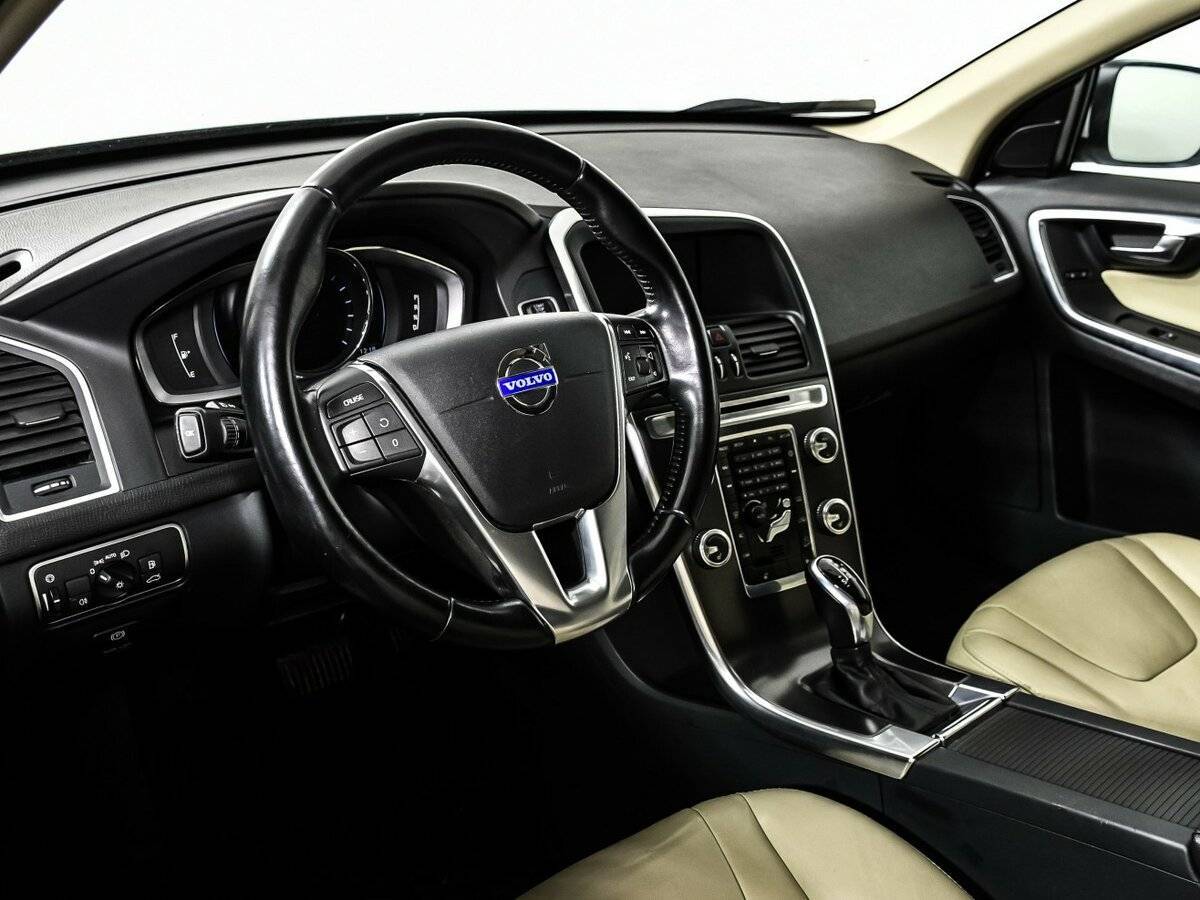 Volvo XC60 с пробегом — 2014 год. Фото: #12