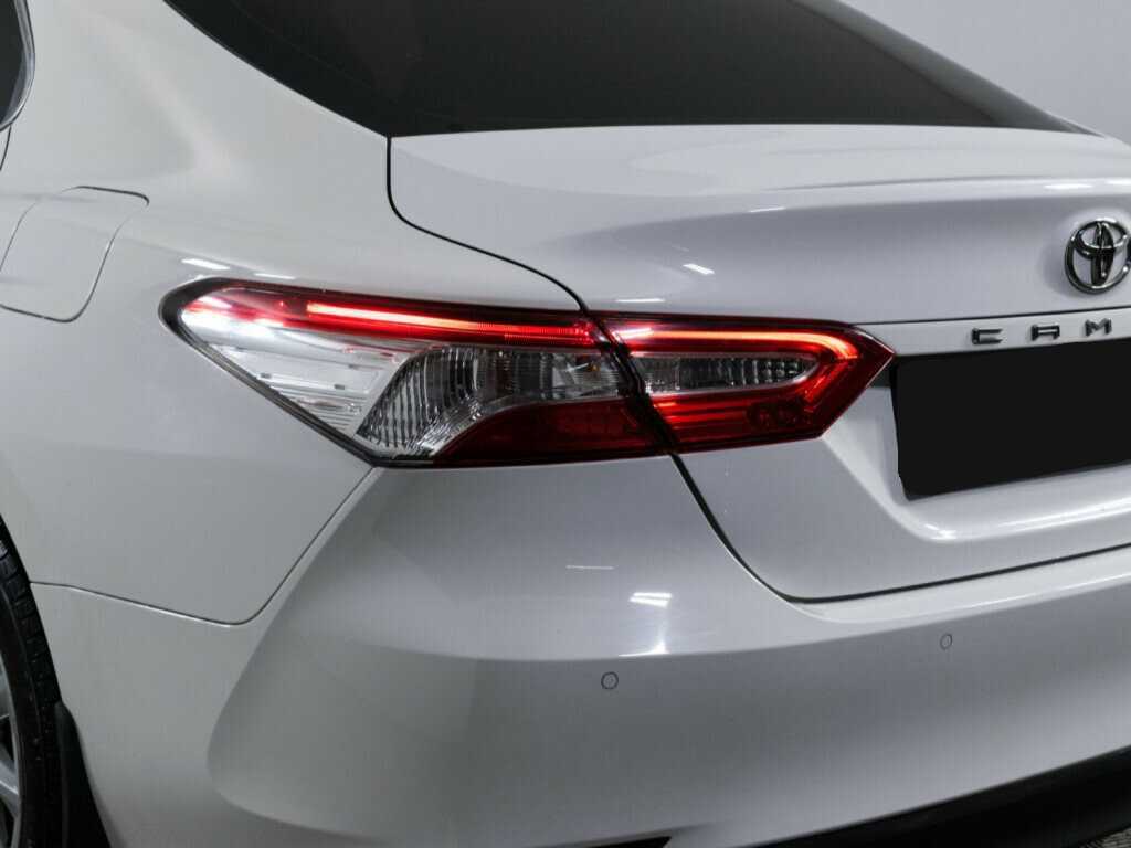 Toyota Camry с пробегом — 2021 год. Фото: #14