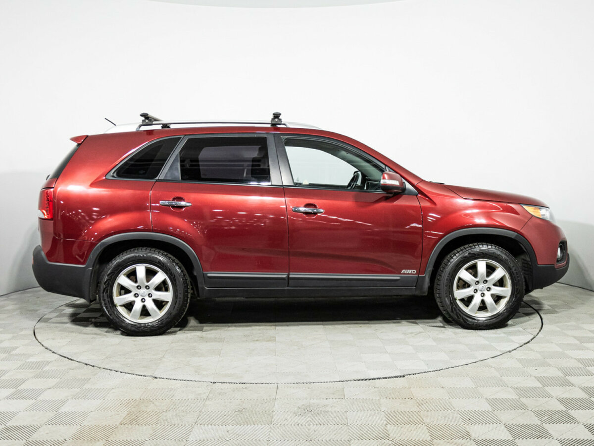 Kia Sorento с пробегом — 2012 год. Фото: #3