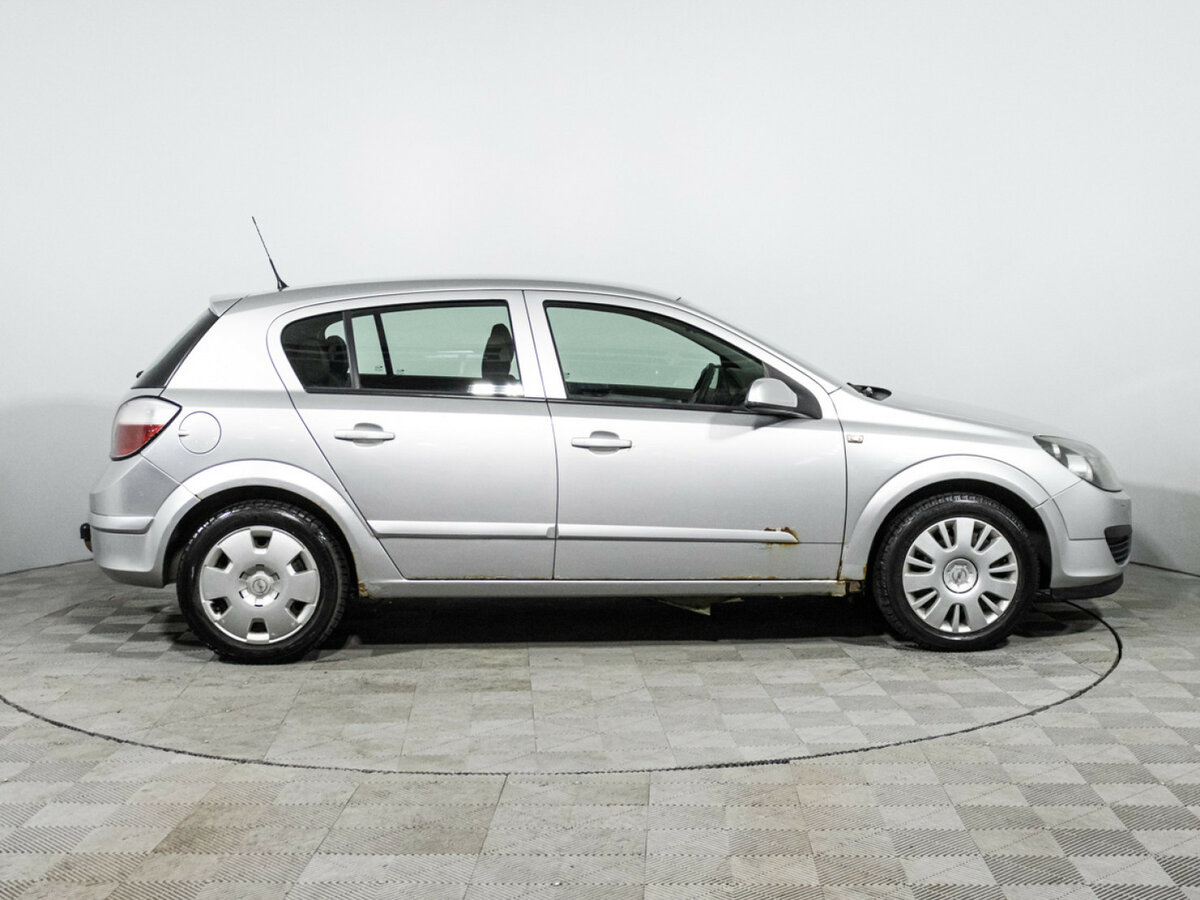 Opel Astra с пробегом — 2006 год. Фото: #3