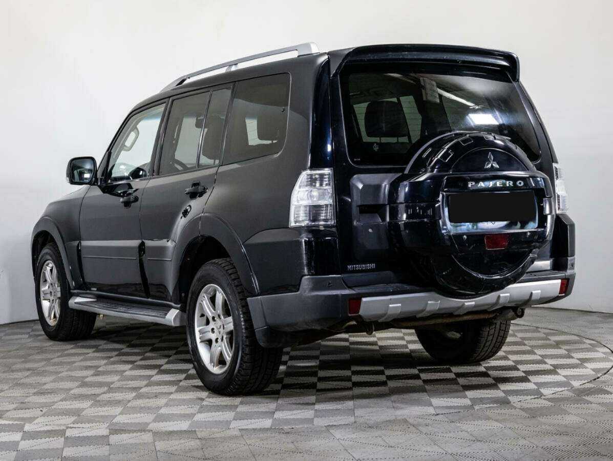 Mitsubishi Pajero с пробегом — 2008 год. Фото: #6