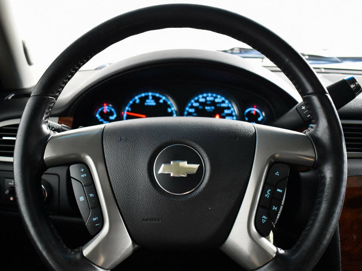 Chevrolet Tahoe с пробегом — 2013 год. Фото: #13