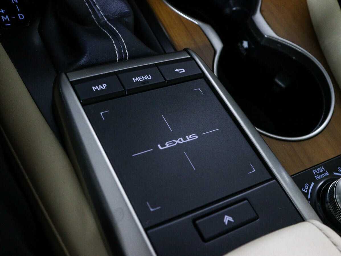 Lexus RX с пробегом — 2021 год. Фото: #16