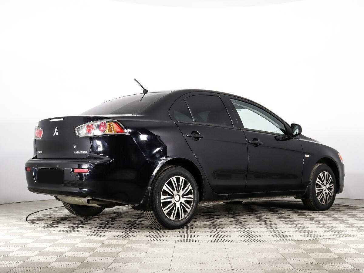 Mitsubishi Lancer с пробегом — 2010 год. Фото: #4