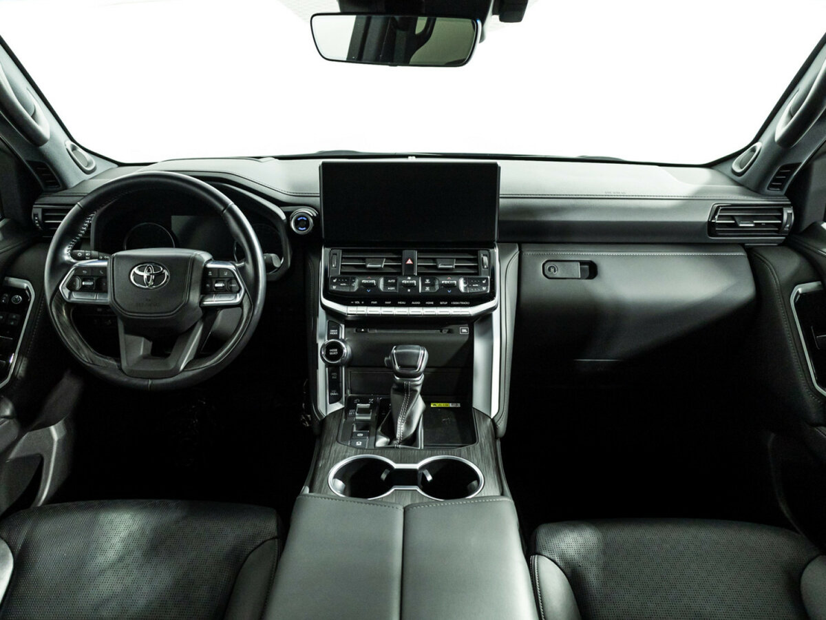 Toyota Land Cruiser с пробегом — 2021 год. Фото: #10
