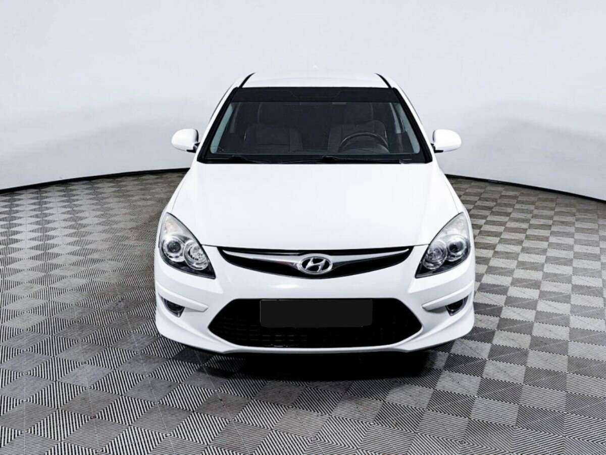 Hyundai i30 с пробегом — 2011 год. Фото: #1